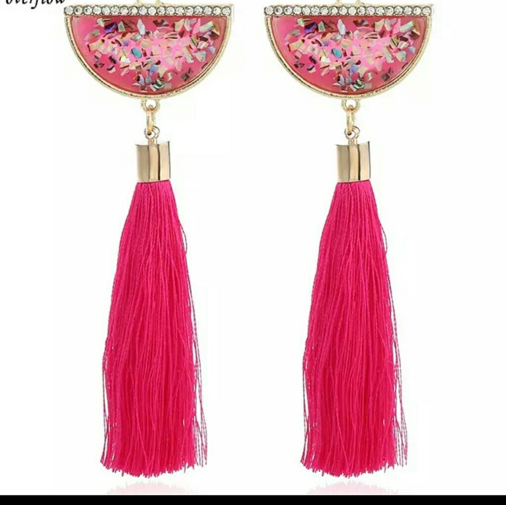 pink tasselled earrings (107)
